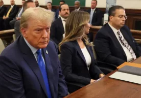 Foto: AFP AQSH Oliy sudi sobiq prezident Donald Trampga