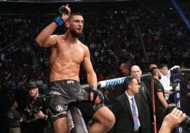 UFC оламида кутилмаган даъват: Ренье де Риддер Чимаевни жангга чақирди фото