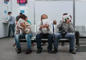 Россияда мажбурий тиббий кўрикдан ўтишдан бўйин товлаган