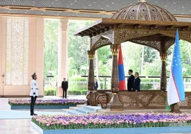 Кўксаройда Мўғулистон президентини расмий кутиб олиш маросими бўлиб ўтди фото