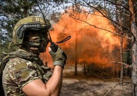 © РИА Новости Украинадаги Ғарб мутахассислари Россия