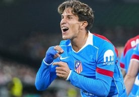 "Атлетико" клуби ўз футболчиси билан янги