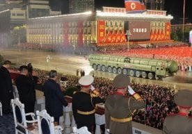 Пхенянда бўлиб ўтган йирик ҳарбий парадда Шимолий Корея