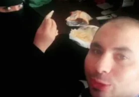 Саудия Арабистонидаги Миср фуқароси бутунлай юзини ёпиб