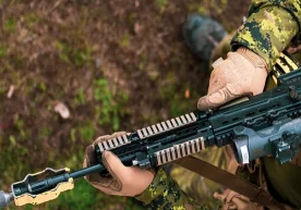 Иллюстратив фото Россия босқинидан ҳимоя қилиш учун
