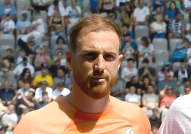 Словениялик дарвозабон Ян Облак 2014 йилдан бери