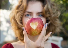 Фото: Wday Олма озуқа моддаларига бой мева ҳисобланади.