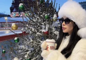 Гўзал раққоса Паризода айни дамда оиласи билан бирга