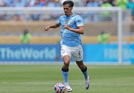 Ярим ҳимоячи Тиджани Рейндерс яқин вақт ичида «Манчестер