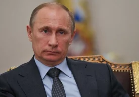 Россия президенти Владимир Путин ҳарбий-коинот кучларининг
