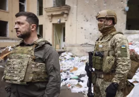 Владимир Зеленский 2024 йилда Украинада бўлмаслиги мумкин.