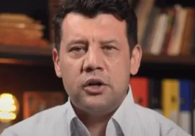 Таниқли актёр ва хонанда Самандар Ҳамроқулов рафиқаси