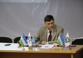 Ўзбекистон футбол ассоциацияси анжуманлар залида сербиялик