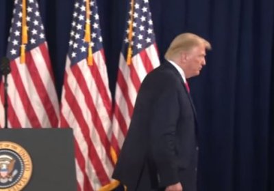 Трамп ноқулай саволга жавобдан қочиб матбуот анжуманидан “жўнаб қолди” (видео) фото
