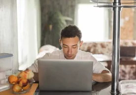 Ўзбекистонда ишчиларнинг деярли 49 фоизи аниқ жараёнлар ва