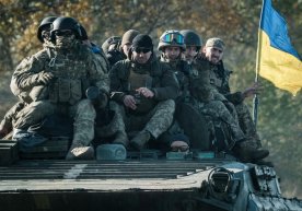 Foto: Getty Images Ukraina o‘q-dorilar yetishmasligi va