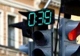 Вақт ўтишини тескари ҳисобловчи светофорлар ўрнатиш бўйича