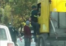 ЙҲХББ инспектор ва ҳайдовчи ўртасидаги зиддиятли ҳолат видеоси бўйича маълумот берди фото