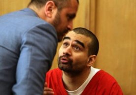 Уч йил аввал Дерек Медина исмли шахс хотинини тўппончадаги
