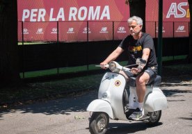 “Roma” yulduzlar jamoasiga aylanadi. Mourino Rimga kimlarni olib keladi? фото