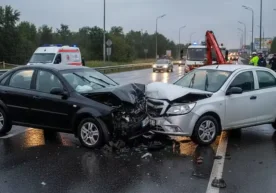 Нукус шаҳрида йўл қоидасига бепарво қараш қимматга тушди.