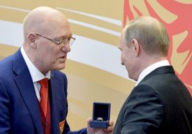 Хоккей бўйича икки карра Олимпия чемпиони Владимир Петров