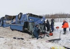 Kaluga yaqinida bolalar avtobusi ag‘darilib ketdi (foto) фото
