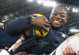 А Сериясининг 15-турида Парма ўз майдонида Лациони қабул