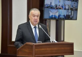 Senat a’zolari “Noshirlik faoliyati to‘g‘risida”gi