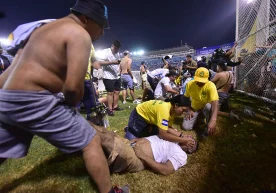 Salvador poytaxti San-Salvadordagi futbol stadioni