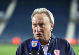 Кейинги кунларда “Манчестер Юнайтед” атрофида бош мураббий