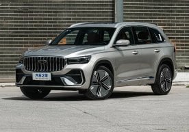 Хитойда Геелй компанияси Хингюе Л и-HEV Смарт Ҳйбрид