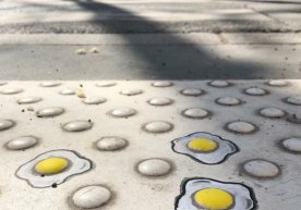 Франция – санъатга бой мамлакат. У ҳатто ҳавода ҳам учиб