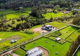 ОАВ хабарларига кўра, Россиянинг бадавлат қатлами