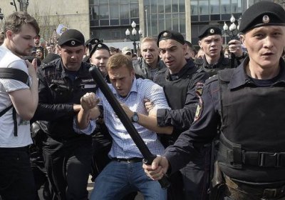 Москвада Алексей Навальний қўлга олинди (видео) фото