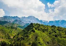Ўзбекистон нафақат тарихий ёдгорликлар, балки табиат