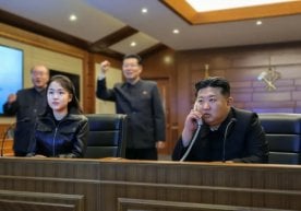 Шимолий Корея етакчиси Ким Чен Ин 13 ёшли қизи билан бирга