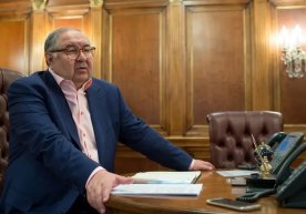 Фото: Bloomberg Миллиардер Алишер Усмонов олигарх эканлиги
