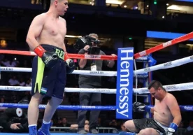 Photo: Twitter/GoldenBoyBoxing Супер ўрта вазн тоифасида