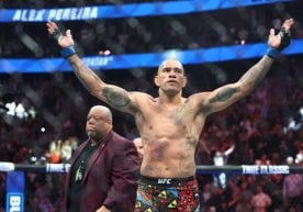 Яримоғир вазндаги амалдаги чемпион Алекс Перейра