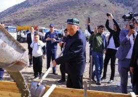 Наманган вилояти Поп туманидаги Арашан кўллари атрофида