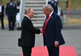 Трамп ва Путин ниҳоят юзма-юз гаплашди. Иккаласи ҳам
