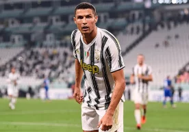 Joriy mavsumda chempionlik unvonini himoya qila olmagan va