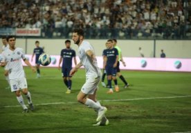 Superliga. "Navbahor" so‘nggi daqiqada mag‘lubiyatdan qutulib qoldi фото