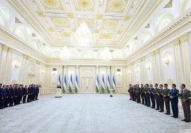 Milliy gvardiya qo‘mondoni va Ichki ishlar vaziriga ham yangi harbiy unvonlar berildi фото