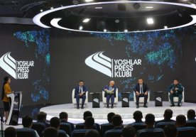 Foto: Yoshlar Ittifoqi Samarqandda bir oilaning besh