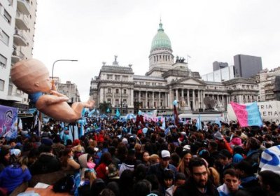 Argentina parlamenti abortni qonuniylashtirdi фото