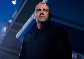 Барселона бош мураббийи Ҳанс-Дитер Флик жамоа ичидаги