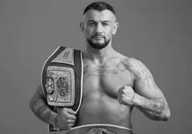 Фото: «The Sun» Германиялик енгилмас боксчи Мусо Ямак