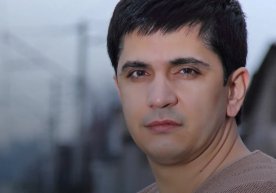 Der bekannte Sänger aus Choresm, Anvar Sobirov, sprach als